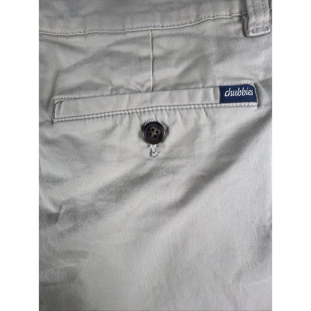 Chubbies The Original Shorts Mens Size 34 Khaki Beige 5.5" Stretch Regular Fit - Picture 2 of 12